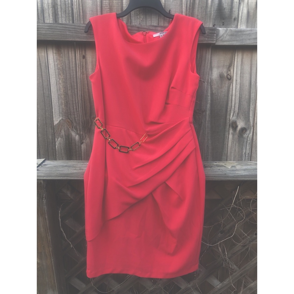 SALE❣️Structured Peachy Pink Pleated Dress